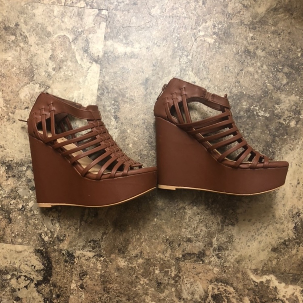 Brown wedges